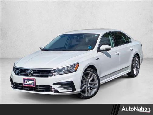 2017 Volkswagen Passat 1.8T R-Line w/Comfort