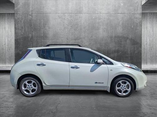 2011 Nissan Leaf SV