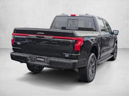 2025 Ford F-150 Lightning LARIAT