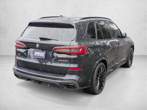 2021 BMW X5 M50i