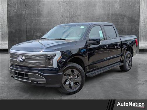 2025 Ford F-150 Lightning LARIAT