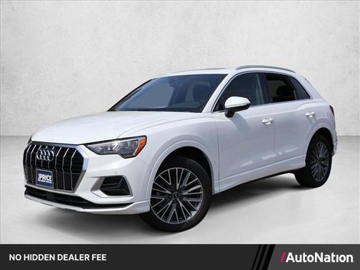Ibis White 2022 Audi Q3 40 Premium