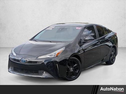 2022 Toyota Prius XLE