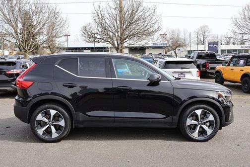 Black 2025 Volvo XC40 B5 Plus Bright Theme