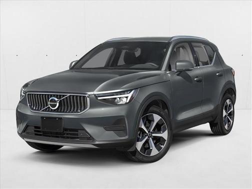 2025 Volvo XC40 B5 Plus Bright Theme