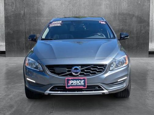 2016 Volvo V60 Cross Country T5