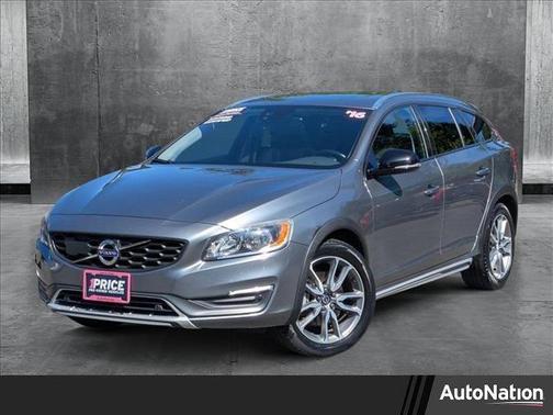 2016 Volvo V60 Cross Country T5