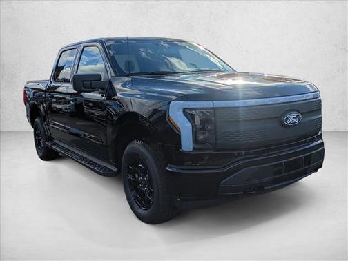2025 Ford F-150 Lightning XLT