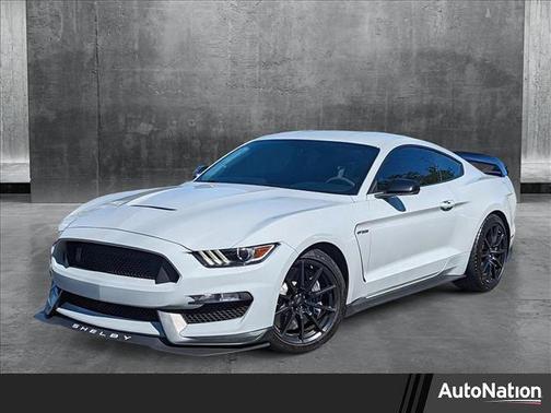 2017 Ford Shelby GT350 Base