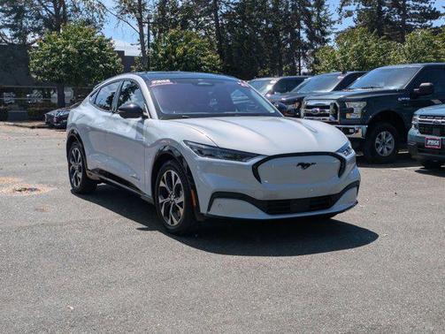 2021 Ford Mustang Mach-E Premium