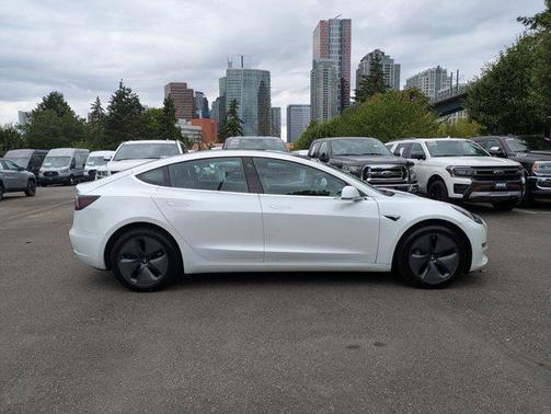 2019 Tesla Model 3 Mid Range