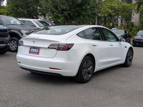 2019 Tesla Model 3 Mid Range