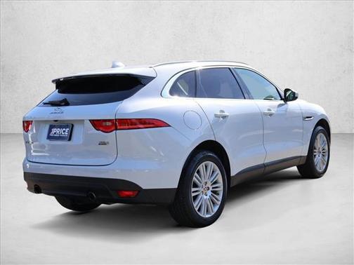 Yulong White Metallic 2018 Jaguar F-PACE 35t Portfolio