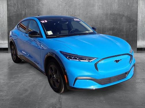 2023 Ford Mustang Mach-E California Route 1