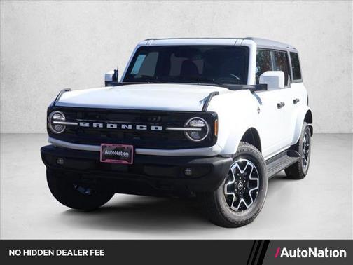 Oxford White 2026 Ford Bronco Outer Banks