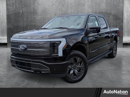 2025 Ford F-150 Lightning LARIAT