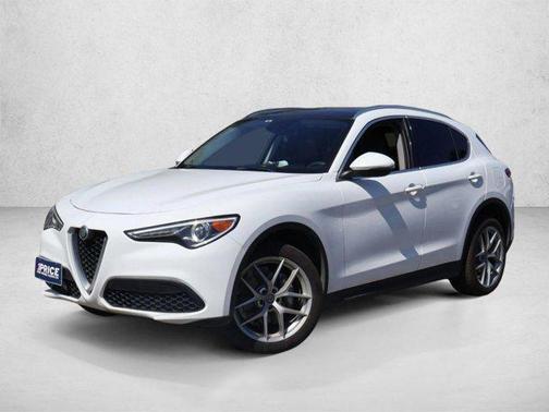 Alfa White 2018 Alfa Romeo Stelvio Base