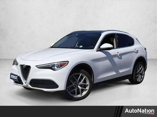 Alfa White 2018 Alfa Romeo Stelvio Base