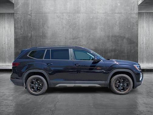 2024 Volkswagen Atlas 2.0T SEL
