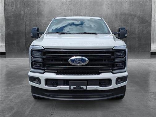 2025 Ford F-350 Platinum