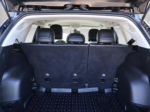Diamond Black Crystal Pearlcoat 2020 Jeep Compass Latitude