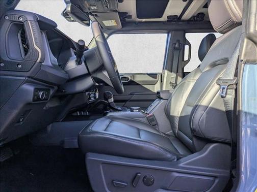 Azure Gray Metallic Tri-Coat 2025 Ford Bronco Badlands