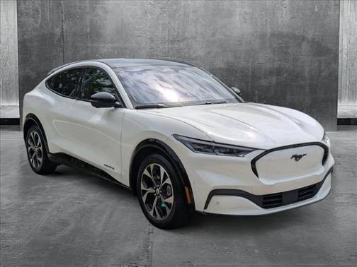 2022 Ford Mustang Mach-E Premium