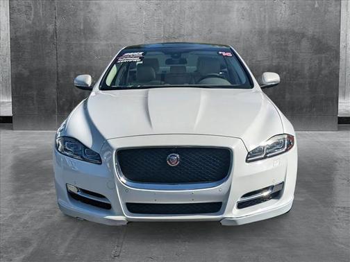 2016 Jaguar XJ XJ R-Sport