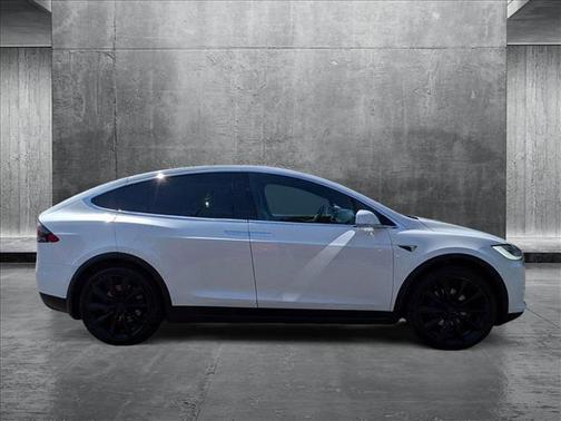 2017 Tesla Model X 90D