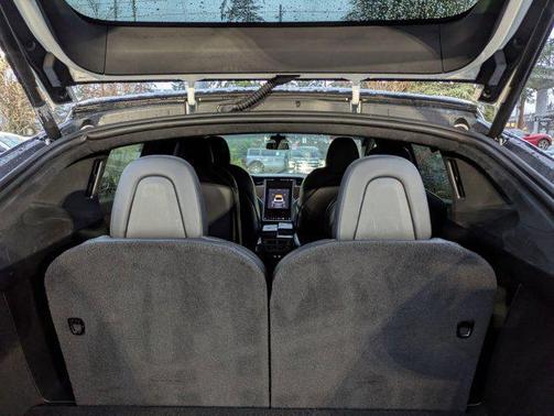 2021 Tesla Model X Long Range Dual Motor All-Wheel Drive