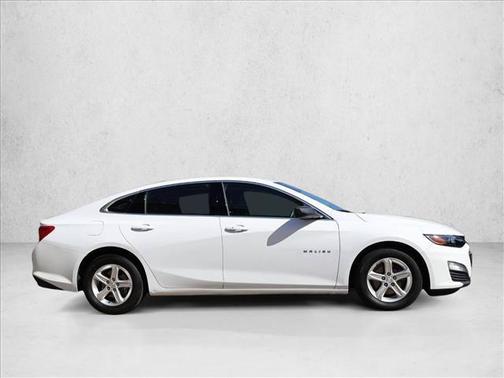 Summit White 2023 Chevrolet Malibu 1LS