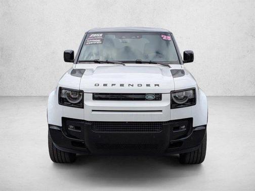 Fuji White 2025 Land Rover Defender 110 P500 X-Dynamic SE