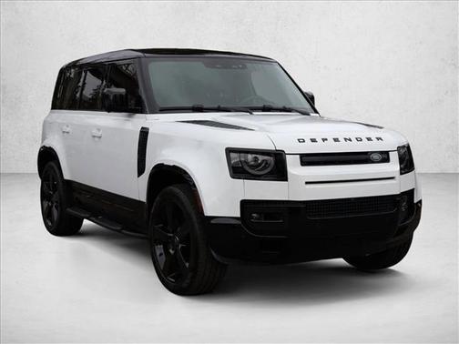 Fuji White 2025 Land Rover Defender 110 P500 X-Dynamic SE