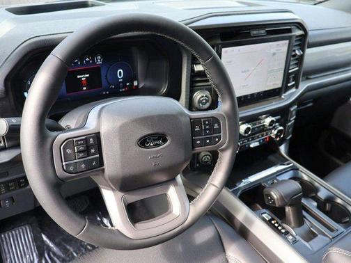 Star White Metallic Tri-Coat 2026 Ford F-150 Lariat