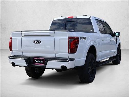 Star White Metallic Tri-Coat 2026 Ford F-150 Lariat