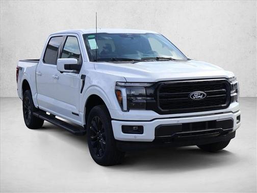 Star White Metallic Tri-Coat 2026 Ford F-150 Lariat