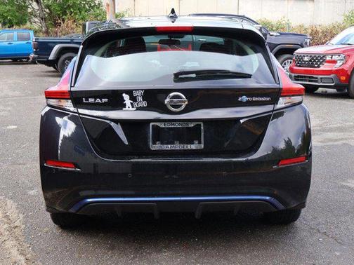 Super Black 2022 Nissan Leaf S 40 kWh