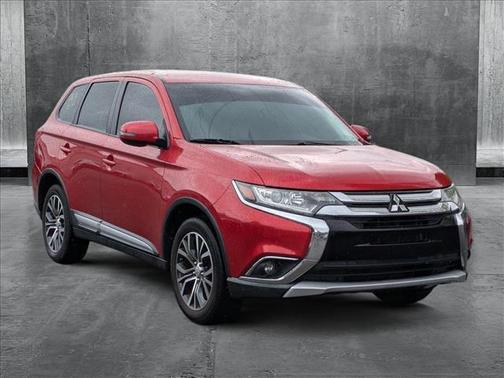 2016 Mitsubishi Outlander SE