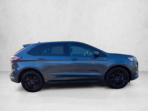2022 Ford Edge ST Line
