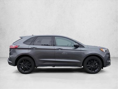2022 Ford Edge ST Line
