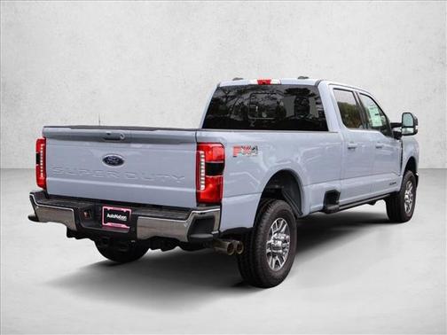 Glacier Gray Metallic Tri-Coat 2025 Ford F-350 Lariat
