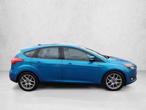 Blue Candy Metallic Tinted Clearcoat 2015 Ford Focus SE