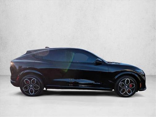 2021 Ford Mustang Mach-E GT