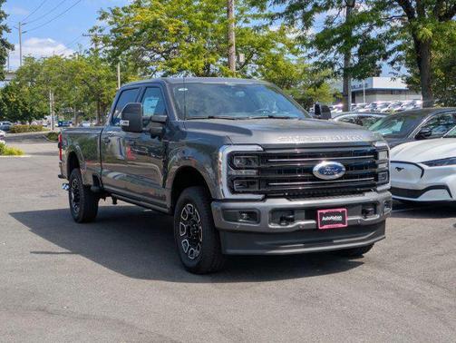 2025 Ford F-350 Platinum