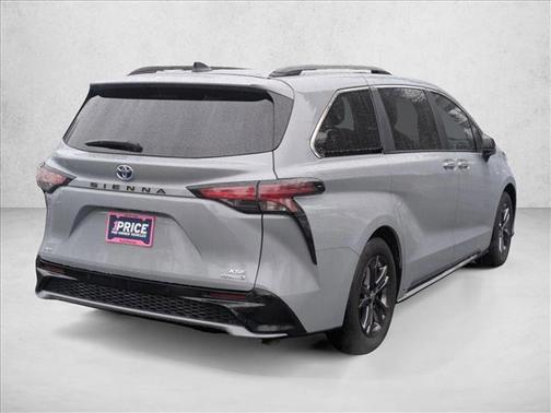2024 Toyota Sienna XSE 7 Passenger