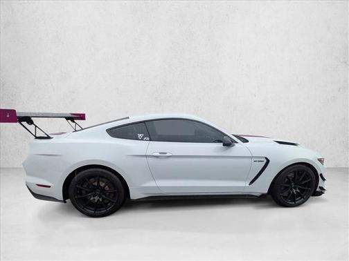 2018 Ford Shelby GT350 Base