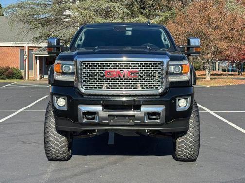 2016 GMC Sierra 2500 Denali