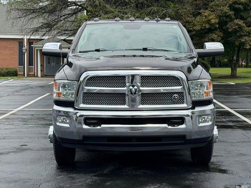 Black Clearcoat 2018 RAM 3500 Lone Star 4x4 Crew Cab 8' Box
