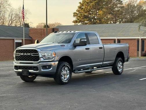 2023 RAM 2500 Big Horn Crew Cab 4x4 8' Box