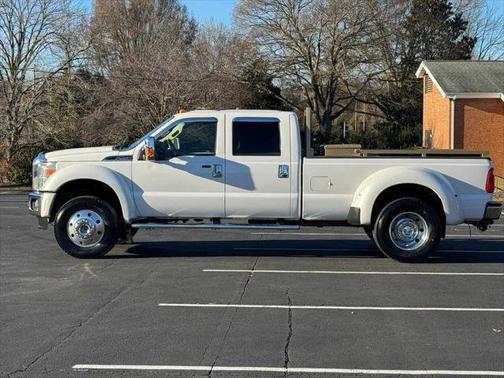 2015 Ford F-450 4WD Crew Cab 172" Platinum